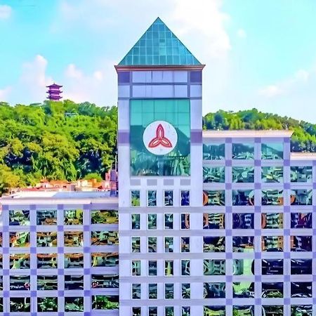Fenggang Gladden Hotel Tiantangwei Екстериор снимка