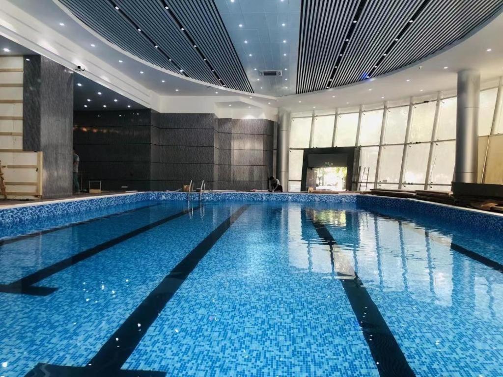 Fenggang Gladden Hotel Tiantangwei Екстериор снимка